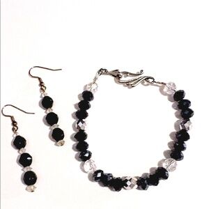 VINTAGE BLACK AND CLEAR CRYSTAL SILVER-TONE 8.3" BRACELET AND 2" EARRING SET